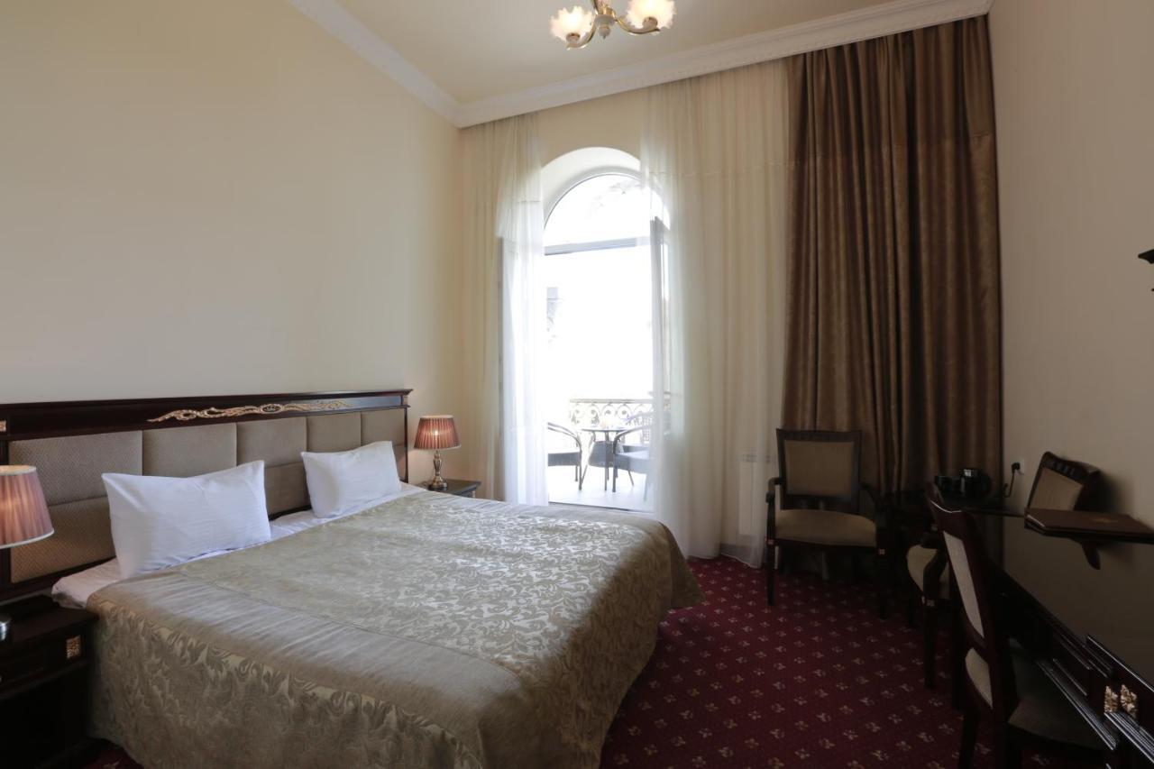 Jermuk Olympia Sanatorium Hotel Bagian luar foto